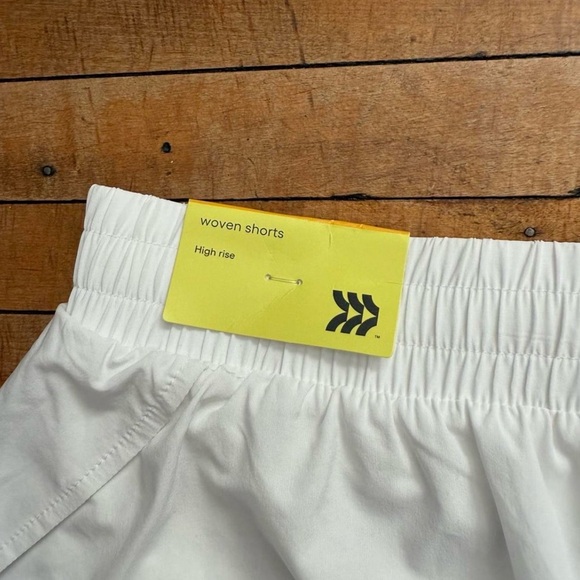 NWT All in Motion White Flowy Athletic Shorts Women’s Size S - Picture 5 of 5